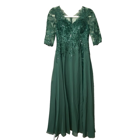 JJ’s House Dresses & Skirts - JJ's House Floor Length Mother of Bride Groom Dress Green Chiffon Lace Size 2/4